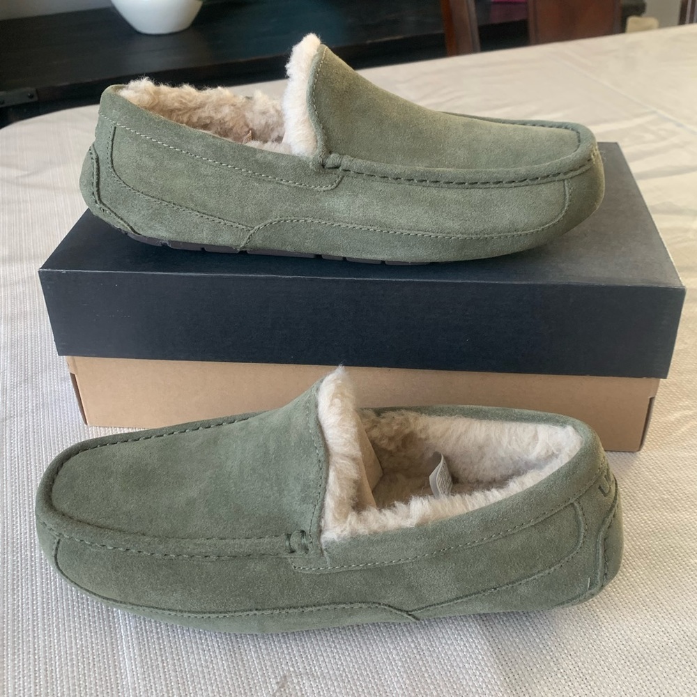 UGG MEN ASCOT SLIPPERS - Picture 1 of 7